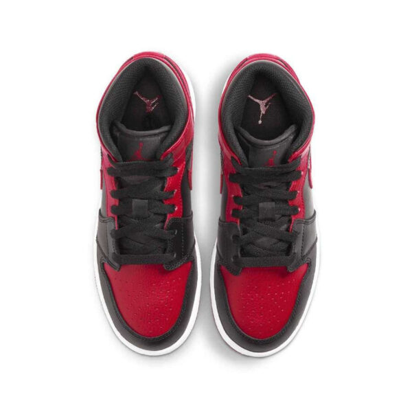 Air Jordan 1 Mid 'Banned Bred'