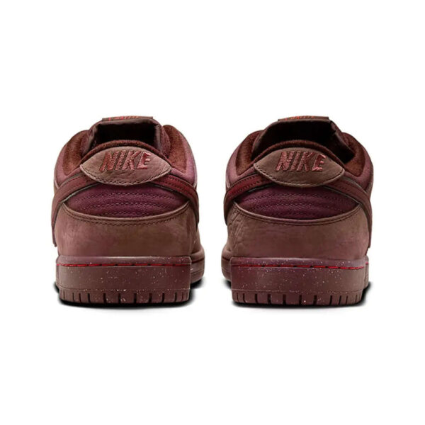 Nike SB Dunk Low 'City Of Love Burgundy Crush'