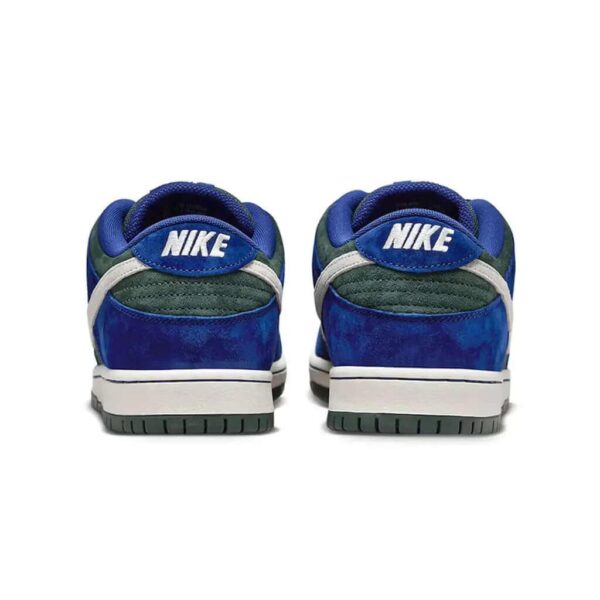 Nike SB Dunk Low 'Deep Royal Blue'