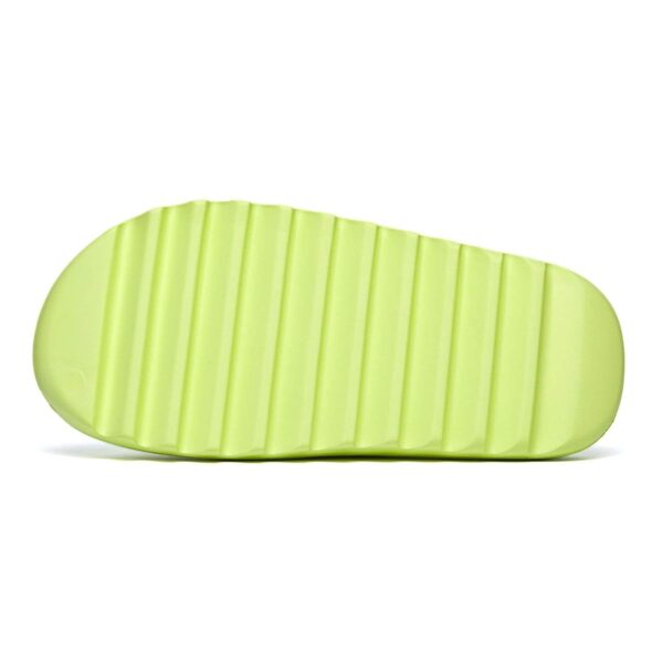 Yeezy Slide 'Glow Green'