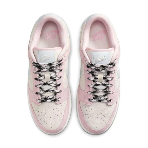 Nike Dunk Low LX 'Pink Foam'